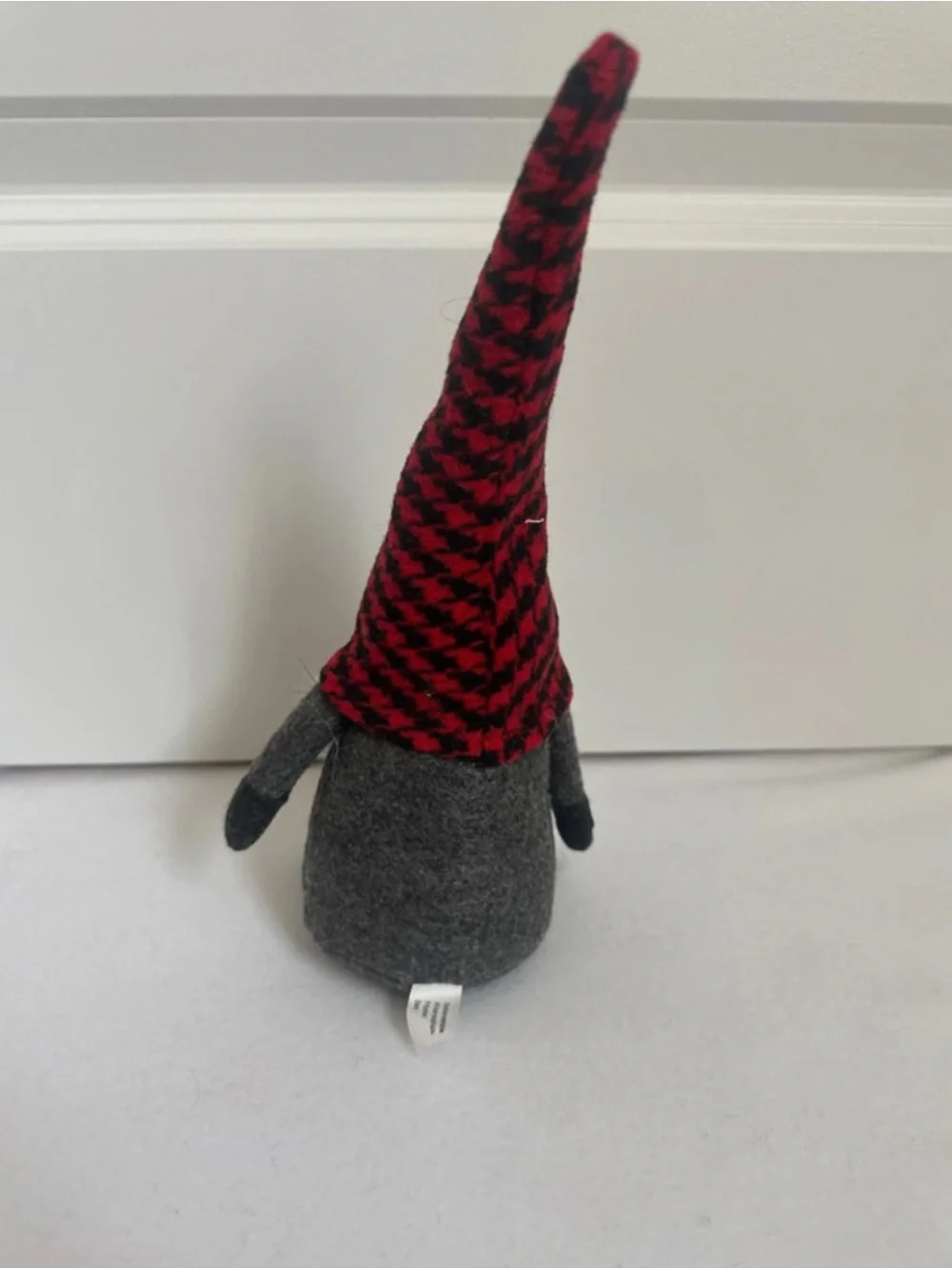 Source Unknown plush tabletop